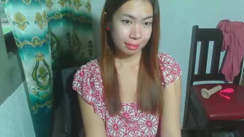 Snapshot of asian_llory chatting on February 7, 4:59 am asian_llory online show from February 7, 4:59 am
