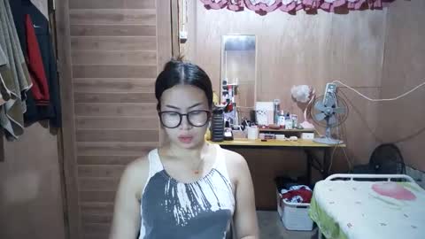 Snapshot of asian_llory chatting on September 12, 12:00 am asian_llory online show from September 12, 12:00 am