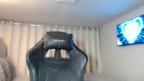 Rhea online show from February 12, 8:09 am