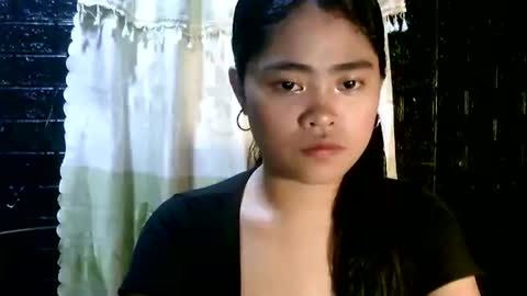 Snapshot of asian_megs chatting on March 4, 6:19 am asian_megs online show from March 4, 6:19 am