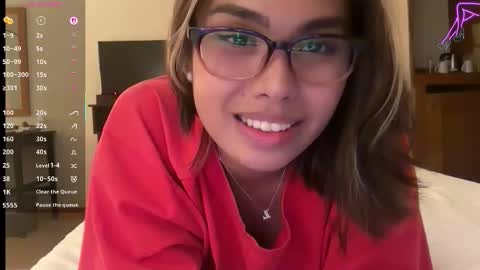 Snapshot of asian_meow03 chatting on February 25, 7:01 pm asian_meow03 online show from February 25, 7:01 pm