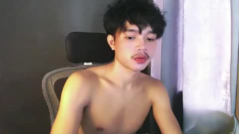 Snapshot of asian_mjxx chatting on May 28, 5:16 am cCALL ME MJ online show from May 28, 5:16 am