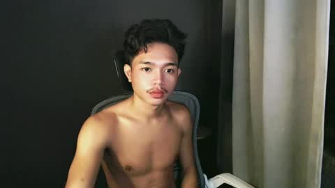 Snapshot of asian_mjxx chatting on June 14, 3:36 pm cCALL ME MJ online show from June 14, 3:36 pm