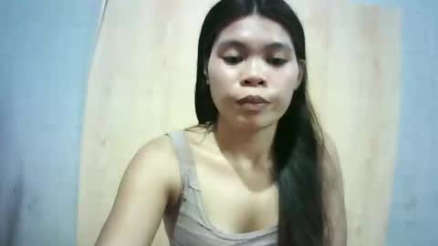 Snapshot of asian_novielyn19xxx chatting on May 25, 10:32 am asian_novielyn19xxx online show from May 25, 10:32 am