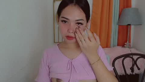 Snapshot of asian_pinay_oldlover chatting on July 19, 10:57 pm Angel online show from July 19, 10:57 pm