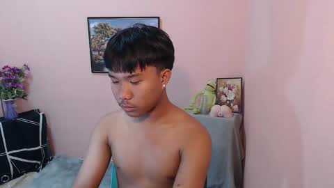 Snapshot of asian_prince_of_cock chatting on October 14, 9:59 pm Prince online show from October 14, 9:59 pm