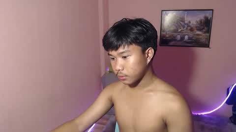 Snapshot of asian_prince_of_cock chatting on October 29, 5:53 am Prince online show from October 29, 5:53 am