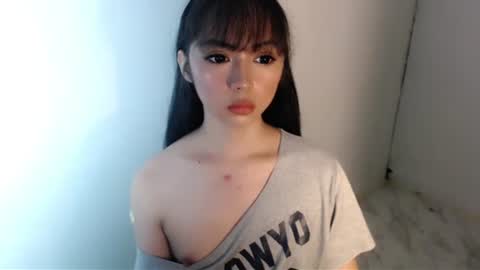 Snapshot of asianalexandra chatting on July 22, 10:18 am ALEXANDRA online show from July 22, 10:18 am