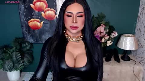 nicole online show from March 13, 6:31 am