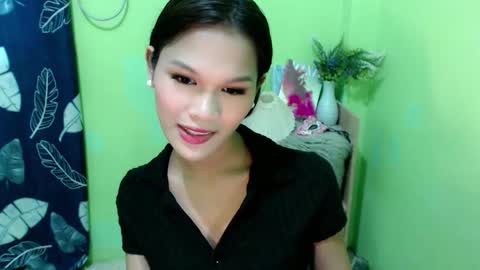 Snapshot of asianbabe_elvira chatting on September 14, 5:50 am asianbabe_elvira online show from September 14, 5:50 am