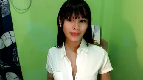 Snapshot of asianbabe_elvira chatting on October 19, 5:57 pm asianbabe_elvira online show from October 19, 5:57 pm