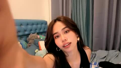 Snapshot of asianbabecandy chatting on January 6, 9:52 am candy online show from January 6, 9:52 am