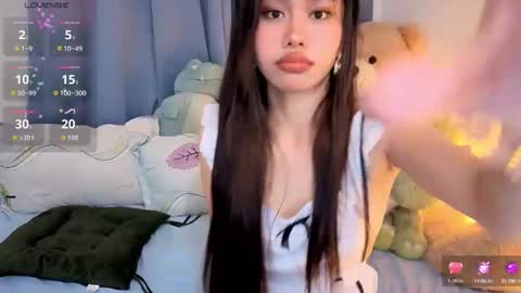 Snapshot of asianbabecandy chatting on October 12, 5:17 am candy online show from October 12, 5:17 am