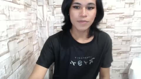 Snapshot of asianblk_barbiedoll chatting on January 14, 12:22 am asianblk_barbiedoll online show from January 14, 12:22 am