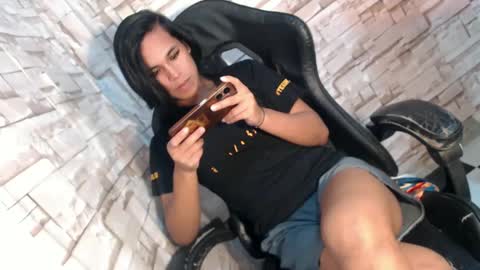 Snapshot of asianblk_barbiedoll chatting on February 24, 11:54 am asianblk_barbiedoll online show from February 24, 11:54 am