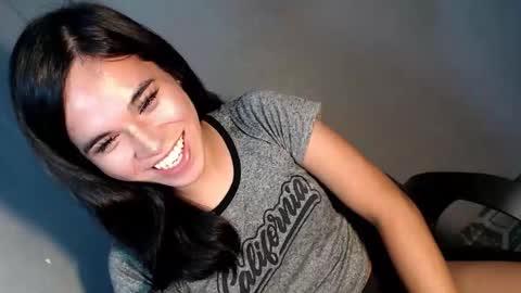 Snapshot of asianblk_barbiedoll chatting on October 1, 5:41 pm asianblk_barbiedoll online show from October 1, 5:41 pm