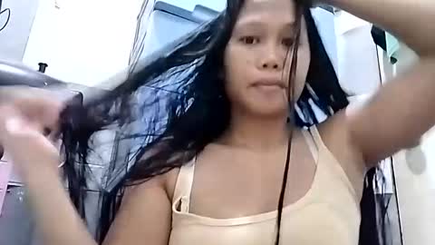 asiancreamy4u online show from December 5, 9:28 am