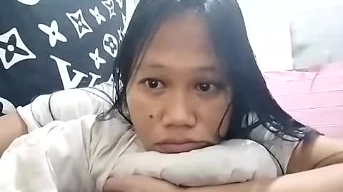 asiancreamy4u online show from December 7, 5:20 pm