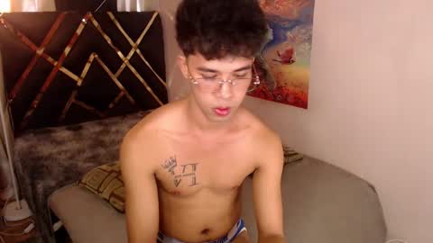 Snapshot of asiancum_peter chatting on December 4, 2:54 am asiancum_peter online show from December 4, 2:54 am