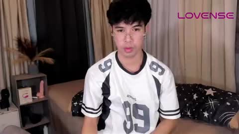 Snapshot of asiancum_peter chatting on June 13, 2:09 am asiancum_peter online show from June 13, 2:09 am