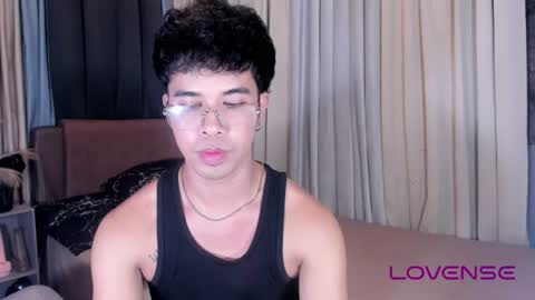 Snapshot of asiancum_peter chatting on July 4, 2:07 am asiancum_peter online show from July 4, 2:07 am