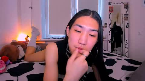 asiancvnt online show from April 26, 7:06 am