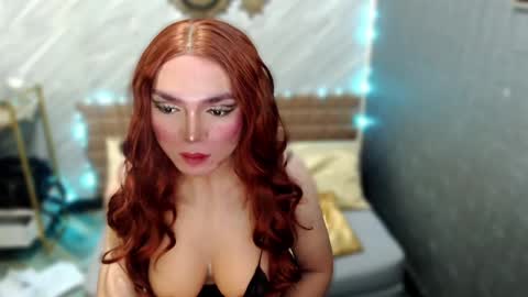 Snapshot of asiandollxxx4u chatting on March 11, 1:05 am BELLA NOTCH online show from March 11, 1:05 am
