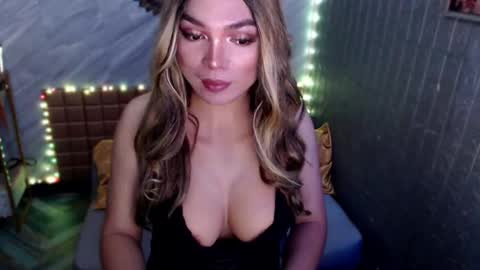 BELLA NOTCH online show from March 18, 4:54 pm