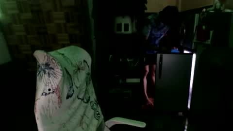 Snapshot of asiandreamboyx chatting on December 15, 3:42 pm asiandreamboyx online show from December 15, 3:42 pm