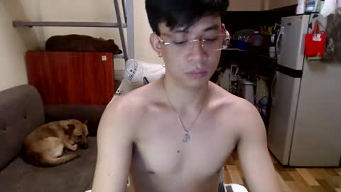 Snapshot of asiandreamboyx chatting on February 12, 5:05 pm asiandreamboyx online show from February 12, 5:05 pm