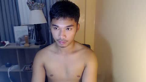 asianhunk_jamesx online show from October 10, 11:42 am