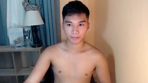 asianhunk_jamesx online show from October 20, 10:16 am