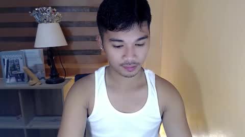 asianhunk_jamesx online show from November 28, 10:18 am