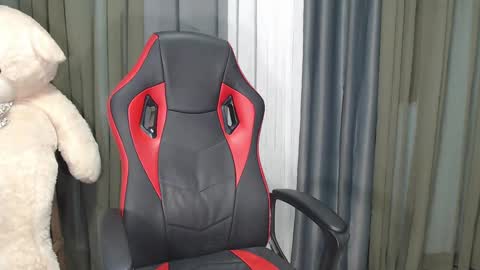 Snapshot of asianhunk_zam chatting on December 11, 8:28 pm Zam online show from December 11, 8:28 pm