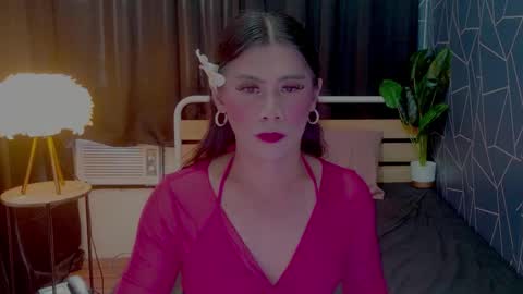 asianloreen24 online show from November 29, 5:32 am