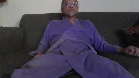 Asian Mixed Man online show from May 14, 3:24 am