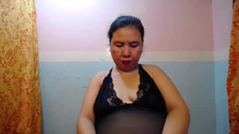Snapshot of asianpinaychub chatting on December 5, 2:31 am asianpinaychub online show from December 5, 2:31 am
