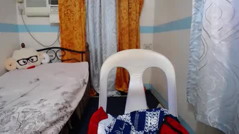 Snapshot of asianpinaychub chatting on November 6, 10:54 pm asianpinaychub online show from November 6, 10:54 pm