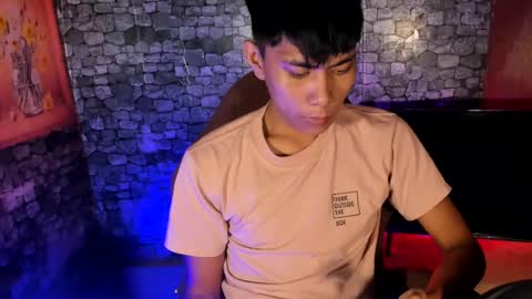Snapshot of asianplayboyx chatting on July 8, 10:09 am mark online show from July 8, 10:09 am