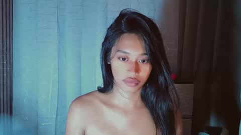 Snapshot of asiantreasures chatting on May 18, 2:12 pm kisses online show from May 18, 2:12 pm