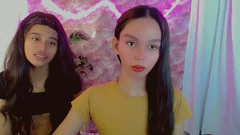 kisses online show from July 25, 6:49 pm