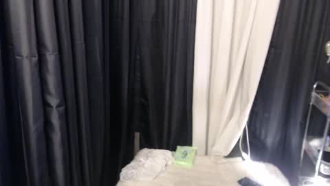 asiantwink_ariel19 online show from January 15, 12:48 am