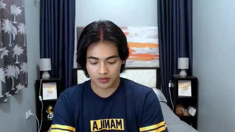 Snapshot of asianverstwink chatting on December 17, 9:43 pm asianverstwink online show from December 17, 9:43 pm