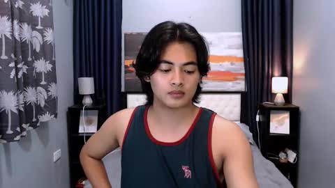 Snapshot of asianverstwink chatting on January 12, 3:17 pm asianverstwink online show from January 12, 3:17 pm