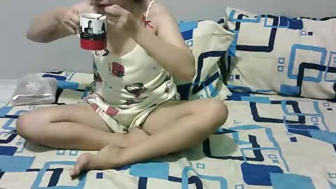Snapshot of asianzoe4youxx chatting on September 18, 12:34 am Zoe online show from September 18, 12:34 am