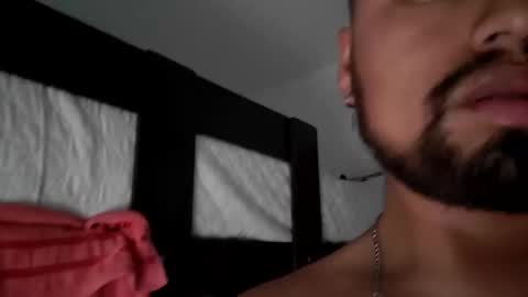 A S I L I O S   H A L L online show from October 6, 4:43 am