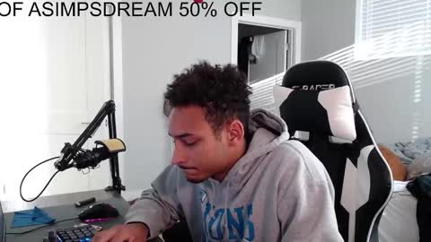 asimpsdream online show from October 24, 1:18 pm