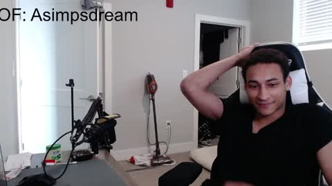 asimpsdream online show from April 13, 8:36 pm