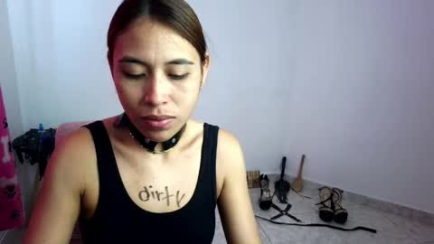 Snapshot of asiri_smith chatting on May 27, 2:03 pm Asiri online show from May 27, 2:03 pm
