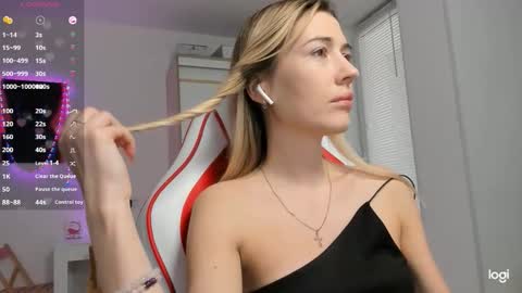 Caroline online show from February 27, 1:22 pm